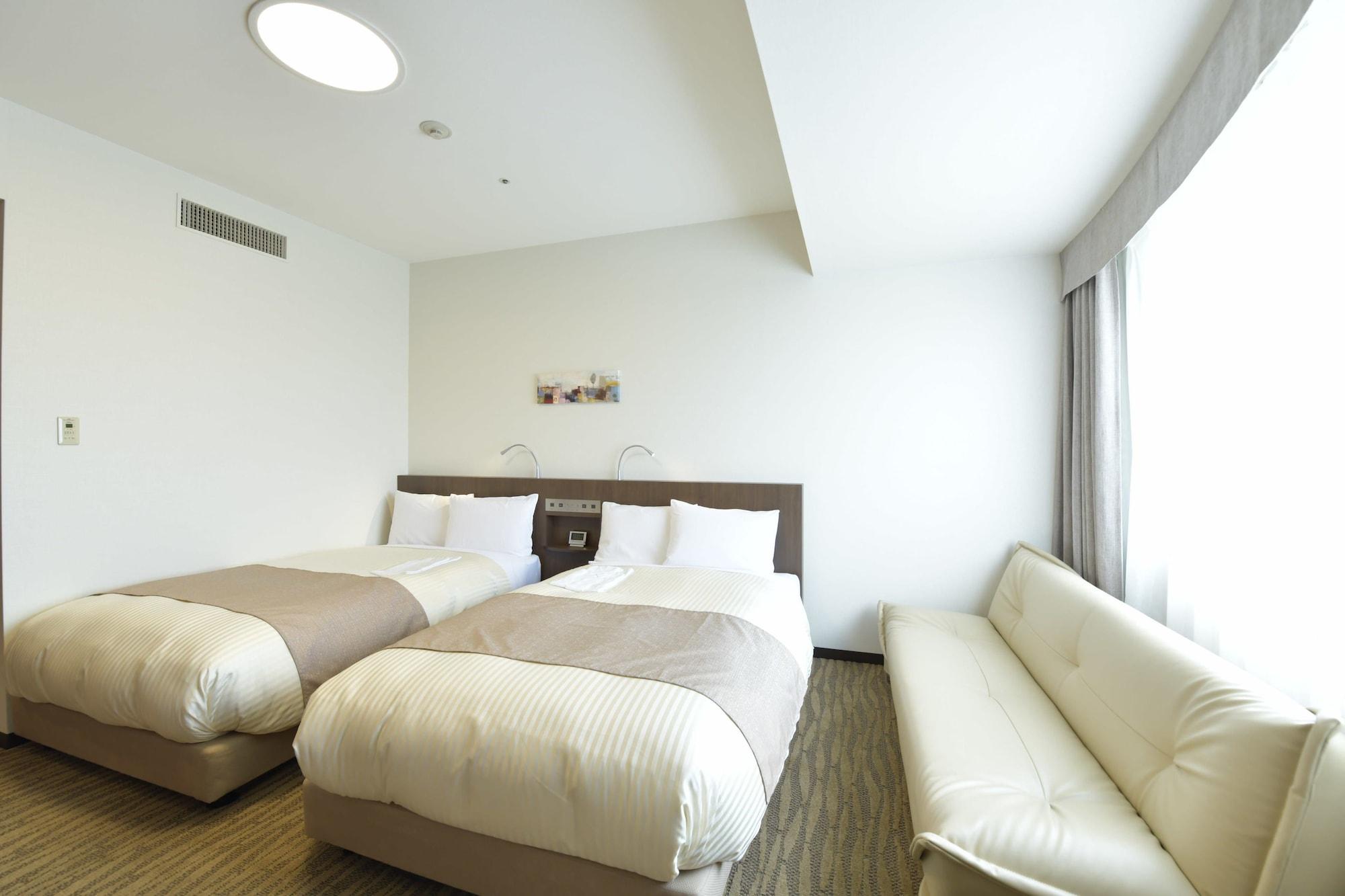 Hotel Port Plaza Chiba Exterior foto A room at the hotel